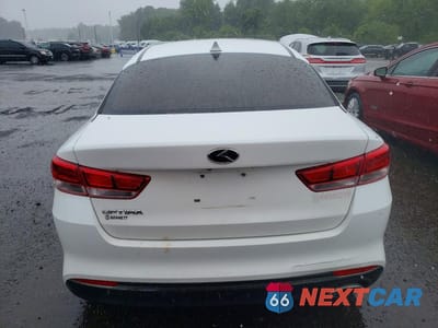 Zdjęcie 6 z 13 samochodu: 2017 KIA OPTIMA LX VIN:5XXGT4L39HG123177 - miniatura