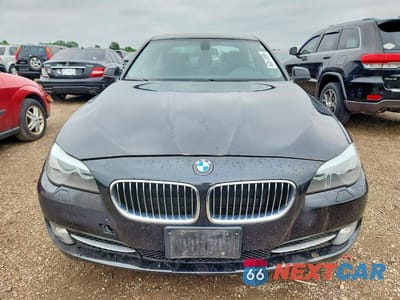 Piąte zdjęcie samochodu w środku: 2012 BMW 528 XI VIN:WBAXH5C53CDW04549 - miniatura