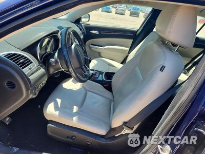 Zdjęcie 7 z 14 samochodu: 2015 CHRYSLER 300 LIMITED VIN:2C3CCAAGXFH904212 - miniatura