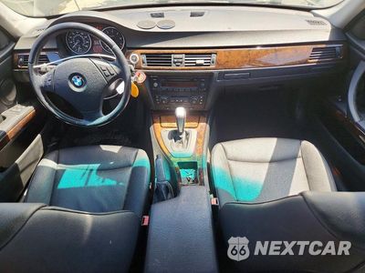 Zdjęcie 15 z 24 samochodu: 2006 BMW 325 I VIN:WBAVB13586PT16756 - miniatura