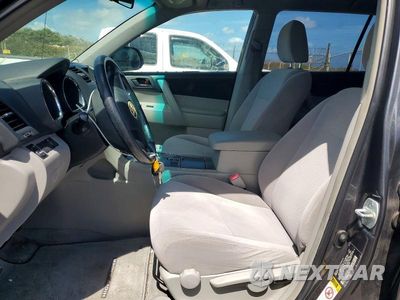 Zdjęcie 7 z 13 samochodu: 2010 TOYOTA HIGHLANDER BASE VIN:JTEZK3EH5A2102364 - miniatura