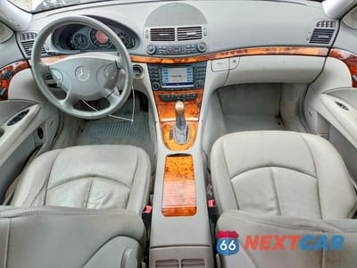 Zdjęcie 8 z 12 samochodu: 2005 MERCEDES-BENZ E 320 4MATIC VIN:WDBUF82JX5X173784 - miniatura