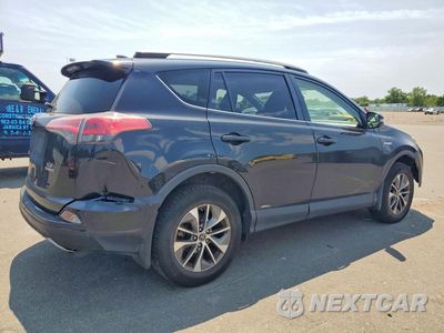 Trzecie zdjęcie samochodu z tyłu: 2018 TOYOTA RAV4 HYBRID XLE VIN:JTMRJREV6JD203319 - miniatura