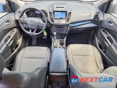 Zdjęcie 8 z 13 samochodu: 2017 FORD ESCAPE SE VIN:1FMCU0GD7HUD37663 - miniatura