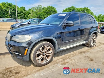 2013 BMW X5 XDRIVE50I 5UXZV8C55D0C15993 - główne zdjęcie licytacji z USA - miniatura