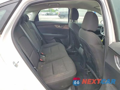 Zdjęcie 10 z 13 samochodu: 2020 KIA FORTE LXS VIN:3KPF24AD2LE232317 - miniatura