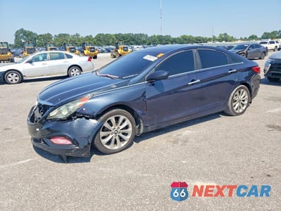 2013 HYUNDAI SONATA SE 5NPEC4AC3DH522899 - główne zdjęcie licytacji z USA - miniatura