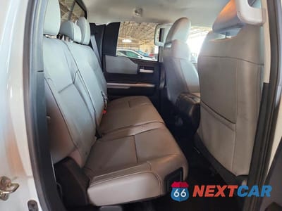 Zdjęcie 10 z 12 samochodu: 2016 TOYOTA TUNDRA VIN:5TFSY5F15GX210111 - miniatura