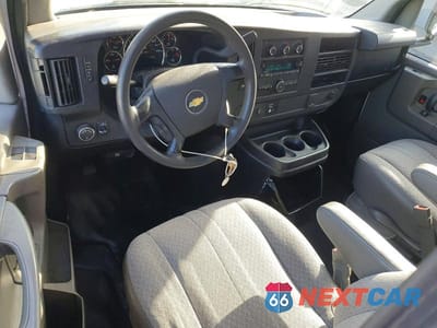 Zdjęcie 8 z 13 samochodu: 2015 CHEVROLET EXPRESS G3500 VIN:1GB0G2CF7F1137211 - miniatura