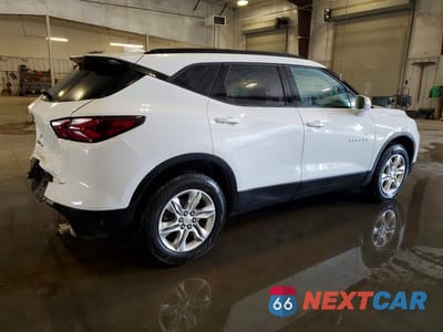 Trzecie zdjęcie samochodu z tyłu: 2020 CHEVROLET BLAZER 2LT VIN:3GNKBHRS7LS700477 - miniatura