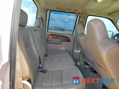 Zdjęcie 11 z 13 samochodu: 2006 FORD F250 SUPER DUTY VIN:1FTSW21P36EA64902 - miniatura