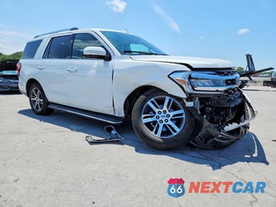 Czwarte zdjęcie samochodu z boku: 2022 FORD EXPEDITION LIMITED VIN:1FMJU1KT9NEA51816 - miniatura