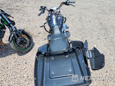 Zdjęcie 6 z 9 samochodu: 2019 HARLEY-DAVIDSON FLHR VIN:1HD1FBC13KB659103 - miniatura