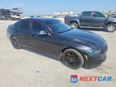 Czwarte zdjęcie samochodu z boku: 2014 BMW 335 XI VIN:WBA3B9G5XENR90739 - miniatura