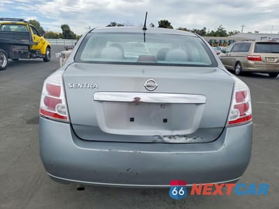 Zdjęcie 6 z 12 samochodu: 2010 NISSAN SENTRA 2.0/2.0S/SR/2.0SL VIN:3N1AB6AP9AL709983 - miniatura