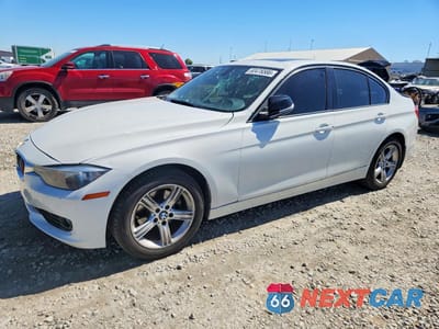 2015 BMW 320 I XDRIVE WBA3C3C55FK203540 - główne zdjęcie licytacji z USA - miniatura