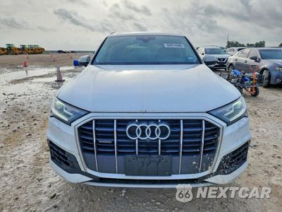 Piąte zdjęcie samochodu w środku: 2020 AUDI Q7 PREMIUM PLUS VIN:WA1LJAF76LD011421 - miniatura