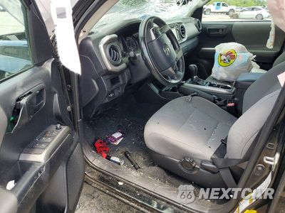 Zdjęcie 8 z 12 samochodu: 2019 TOYOTA TACOMA SR5 VIN:5TFAX5GN0KX152661 - miniatura