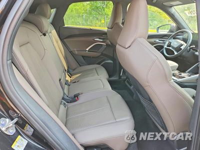 Zdjęcie 11 z 13 samochodu: 2025 AUDI Q5 SPORTBACK PREMIUM PLUS VIN:WA1EAAGU5S2038228 - miniatura