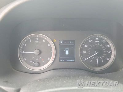 Zdjęcie 9 z 12 samochodu: 2017 HYUNDAI TUCSON SE VIN:KM8J3CA45HU517311 - miniatura
