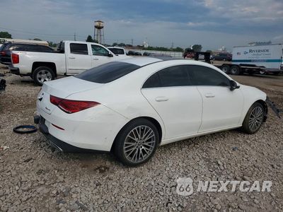 Trzecie zdjęcie samochodu z tyłu: 2020 MERCEDES-BENZ CLA 250 4MATIC VIN:W1K5J4HBXLN117694 - miniatura