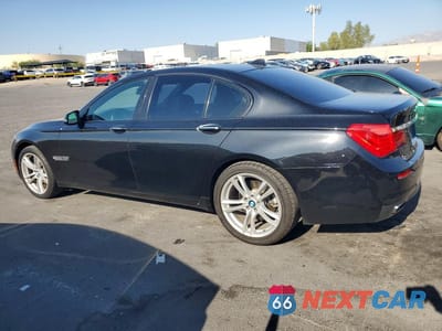 Drugie zdjęcie samochodu z przodu: 2015 BMW 740 I VIN:WBAYA6C50FGK16616 - miniatura