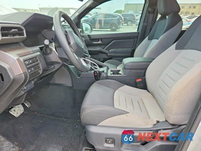 Zdjęcie 7 z 12 samochodu: 2024 TOYOTA TACOMA TRD SPORT VIN:3TMKB5FN2RM015340 - miniatura