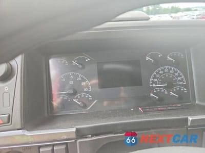 Zdjęcie 9 z 14 samochodu: 2019 VOLVO VN VNL VIN:4V4NC9EH9KN899256 - miniatura