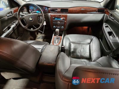 Zdjęcie 8 z 12 samochodu: 2011 CHEVROLET IMPALA LTZ VIN:2G1WC5EM2B1191690 - miniatura