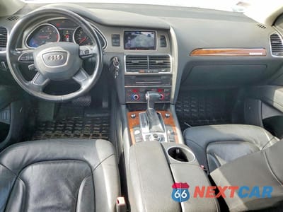 Zdjęcie 8 z 13 samochodu: 2015 AUDI Q7 TDI PREMIUM PLUS VIN:WA1LMAFE4FD025280 - miniatura