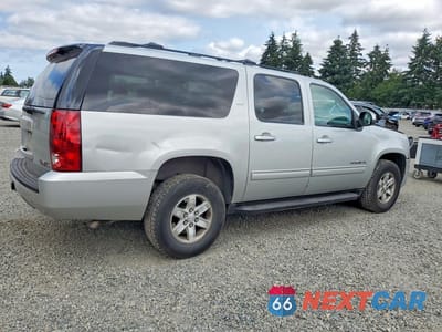 Trzecie zdjęcie samochodu z tyłu: 2013 GMC YUKON XL K1500 SLT VIN:1GKS2KE79DR320847 - miniatura