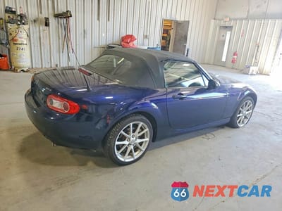 Trzecie zdjęcie samochodu z tyłu: 2009 MAZDA MX-5 MIATA VIN:JM1NC25F590202626 - miniatura