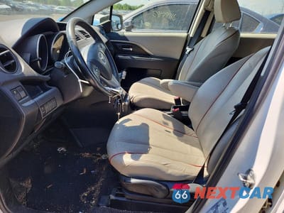 Zdjęcie 7 z 12 samochodu: 2012 MAZDA 5 VIN:JM1CW2DL8C0142046 - miniatura