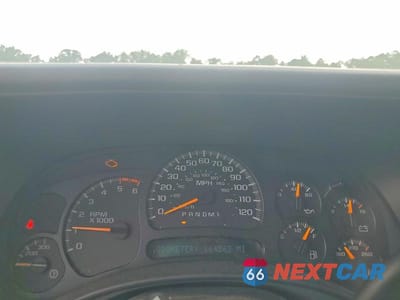 Zdjęcie 9 z 13 samochodu: 2006 CHEVROLET SILVERADO K2500 HEAVY DUTY VIN:1GCHK29G66E216083 - miniatura
