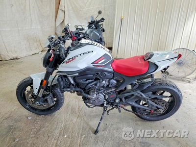 Trzecie zdjęcie samochodu z tyłu: 2024 DUCATI MONSTER VIN:ZDMMAMDT0RB009281 - miniatura