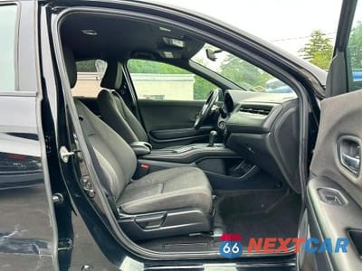 Zdjęcie 9 z 10 samochodu: 2019 HONDA HR-V SPORT VIN:3CZRU6H19KG712947 - miniatura