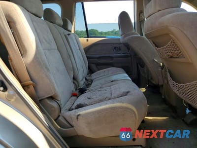 Zdjęcie 11 z 13 samochodu: 2004 HONDA PILOT EX VIN:2HKYF18404H623951 - miniatura