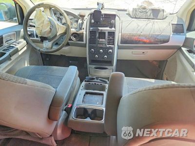 Zdjęcie 8 z 13 samochodu: 2010 DODGE GRAND CARAVAN SXT VIN:2D4RN5D17AR349756 - miniatura