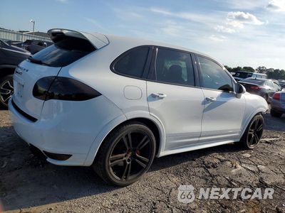 Trzecie zdjęcie samochodu z tyłu: 2014 PORSCHE CAYENNE GTS VIN:WP1AD2A2XELA70761 - miniatura