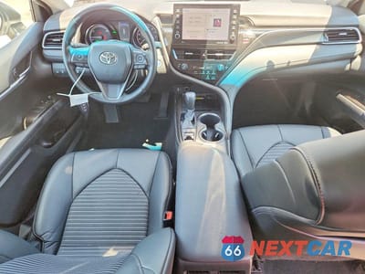 Zdjęcie 8 z 12 samochodu: 2023 TOYOTA CAMRY HYBRID SE VIN:4T1S31AK3PU605134 - miniatura