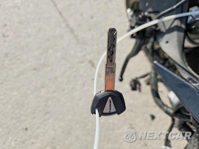 Zdjęcie 8 z 9 samochodu: 2026 KAWASAKI ZX636 K VIN:JKBZXJK14TA014728 - miniatura