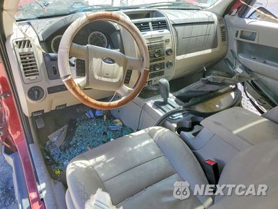 Zdjęcie 8 z 13 samochodu: 2009 FORD ESCAPE XLT VIN:1FMCU93709KC58238 - miniatura