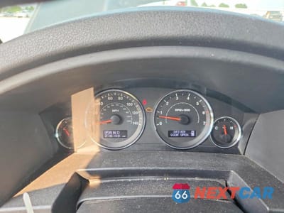 Zdjęcie 9 z 13 samochodu: 2008 JEEP COMMANDER SPORT VIN:1J8HG48K18C212811 - miniatura