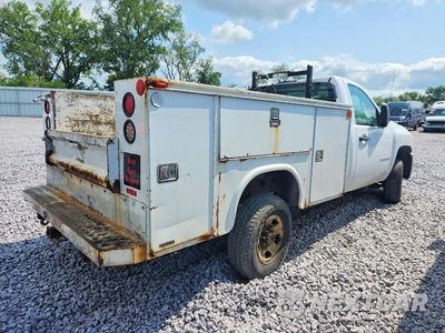 Trzecie zdjęcie samochodu z tyłu: 2008 CHEVROLET SILVERADO K2500 HEAVY DUTY VIN:1GBHK24608E139300 - miniatura