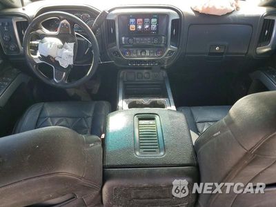 Zdjęcie 8 z 13 samochodu: 2017 CHEVROLET SILVERADO K2500 HEAVY DUTY LTZ VIN:1GC1KWEY3HF183371 - miniatura