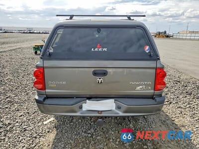 Zdjęcie 6 z 12 samochodu: 2011 DODGE DAKOTA SLT VIN:1D7RW3GP7BS598790 - miniatura