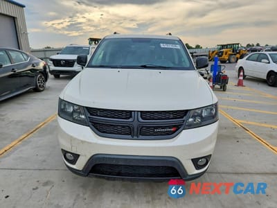 Piąte zdjęcie samochodu w środku: 2018 DODGE JOURNEY SXT VIN:3C4PDCBG0JT293997 - miniatura