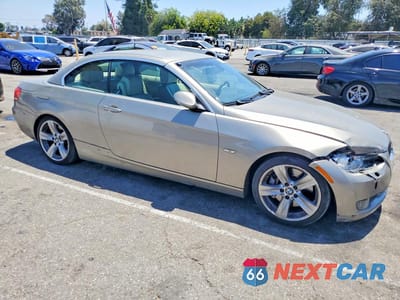 Czwarte zdjęcie samochodu z boku: 2008 BMW 335 I VIN:WBAWL73598PX52166 - miniatura