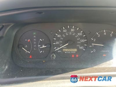 Zdjęcie 9 z 12 samochodu: 2000 TOYOTA CAMRY LE VIN:4T1BG22K3YU758199 - miniatura
