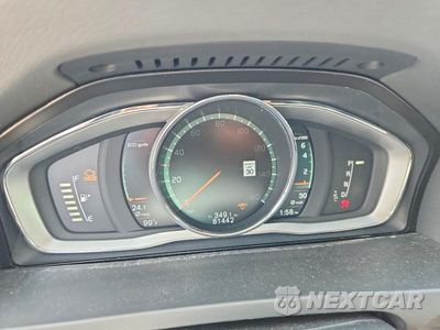 Zdjęcie 9 z 13 samochodu: 2017 VOLVO S60 PLATINUM VIN:LYV402HM4HB126963 - miniatura